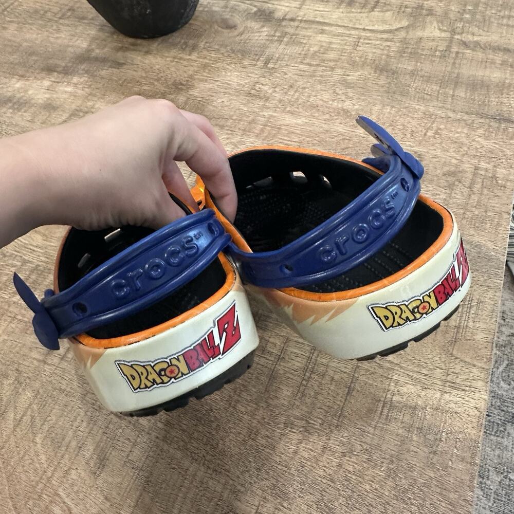 Dragon Ball Z x Crocs GOKU Classic Clogs Mens 5 Womens 7 Orange And Blue NEW - Picture 3 of 8
